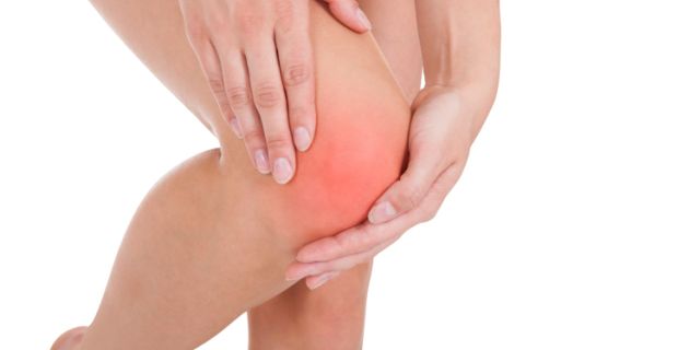 fájó térdízület fájdalmasan meghajlik csípőfájdalom duzzanat