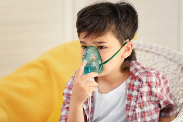 Tanítsuk meg asztmás gyermekünket lélegezni!